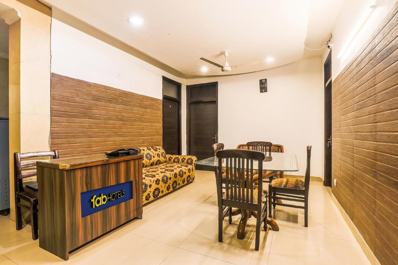 Fabexpress Hemkunt Mansion Hotel Noida Exterior foto