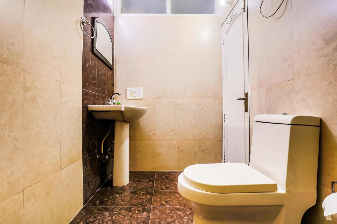 Fabexpress Hemkunt Mansion Hotel Noida Exterior foto